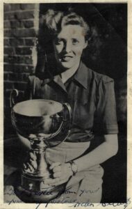 Helen Elliot, double World Champion